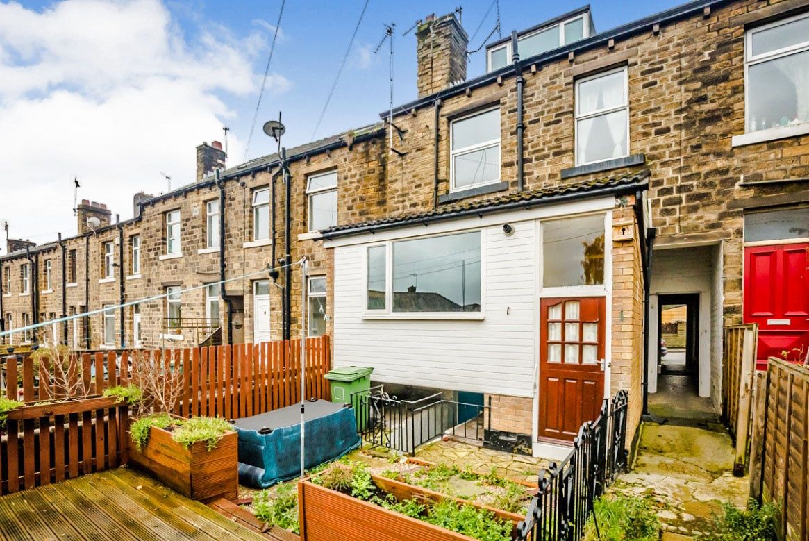 2 bed terraced house for sale in Manchester Road, Huddersfield HD4 Zoopla
