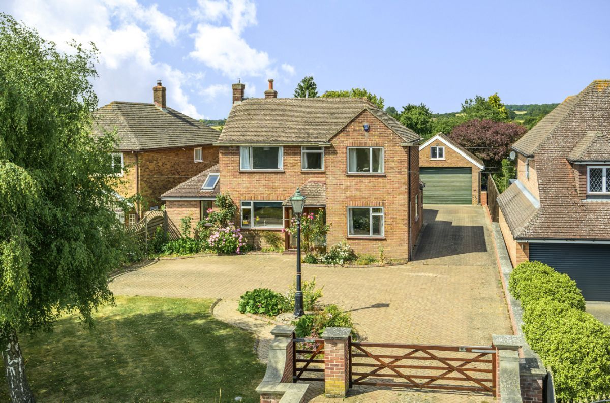 4 bed detached house for sale in Box End Road, Kempston, Bedford MK43