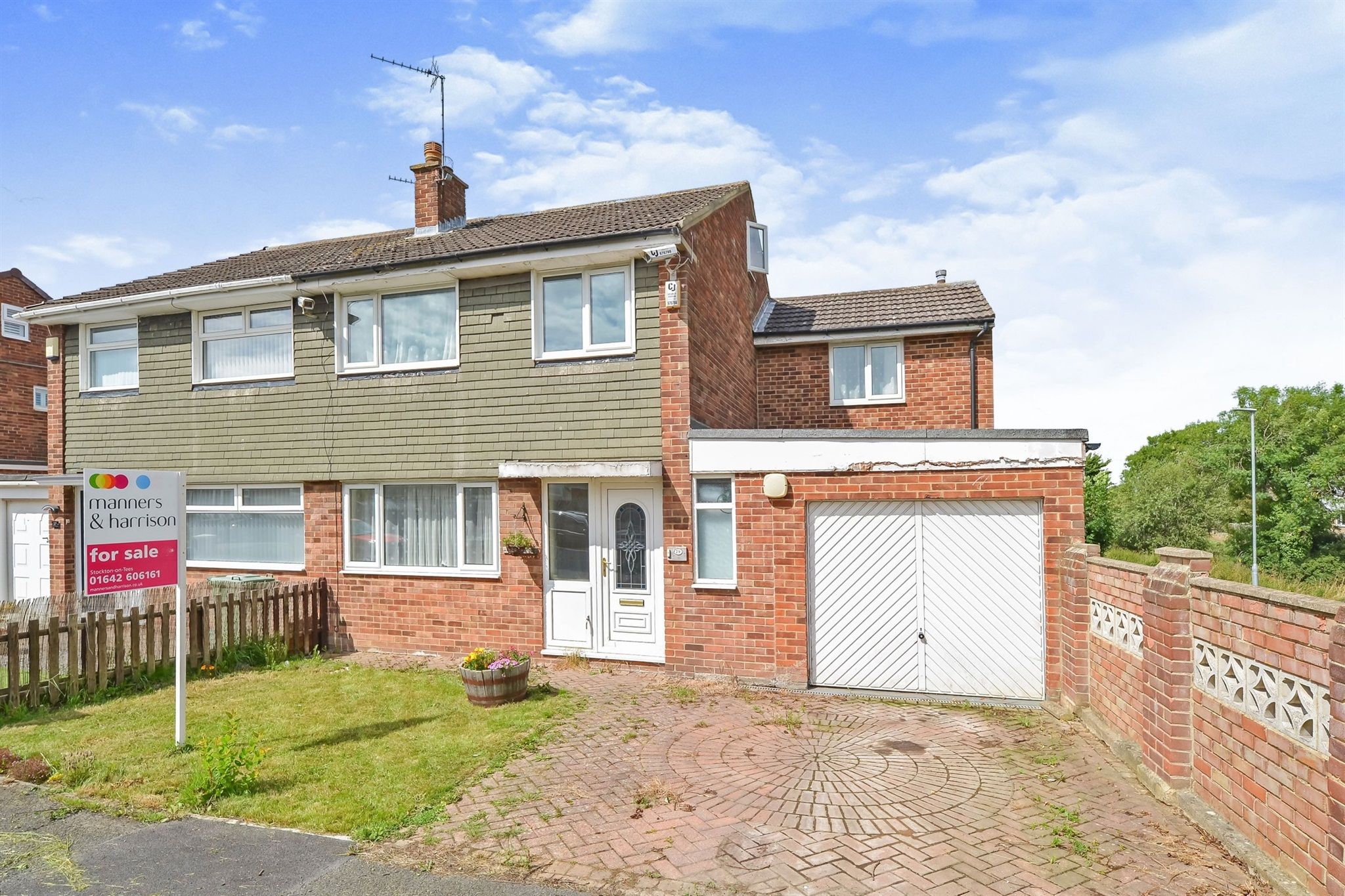 4 bed end terrace house for sale in Mitford Crescent, StocktonOnTees