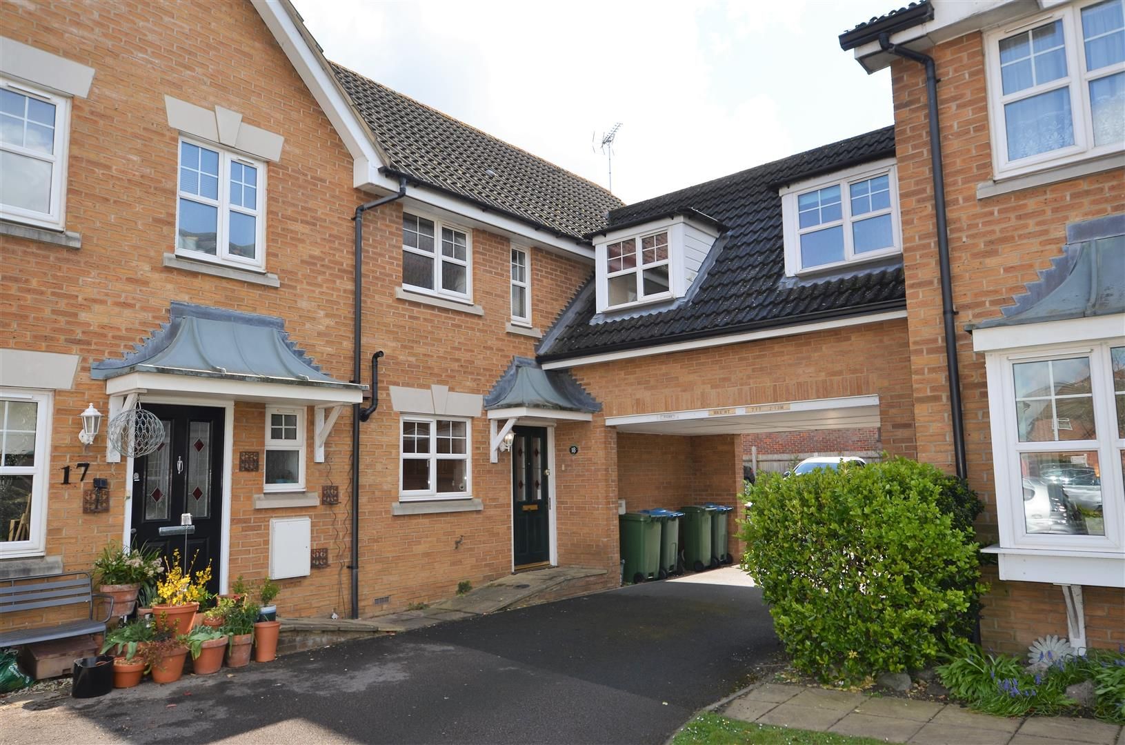 3 bed property to rent in Riley Close, Aylesbury HP20 Zoopla