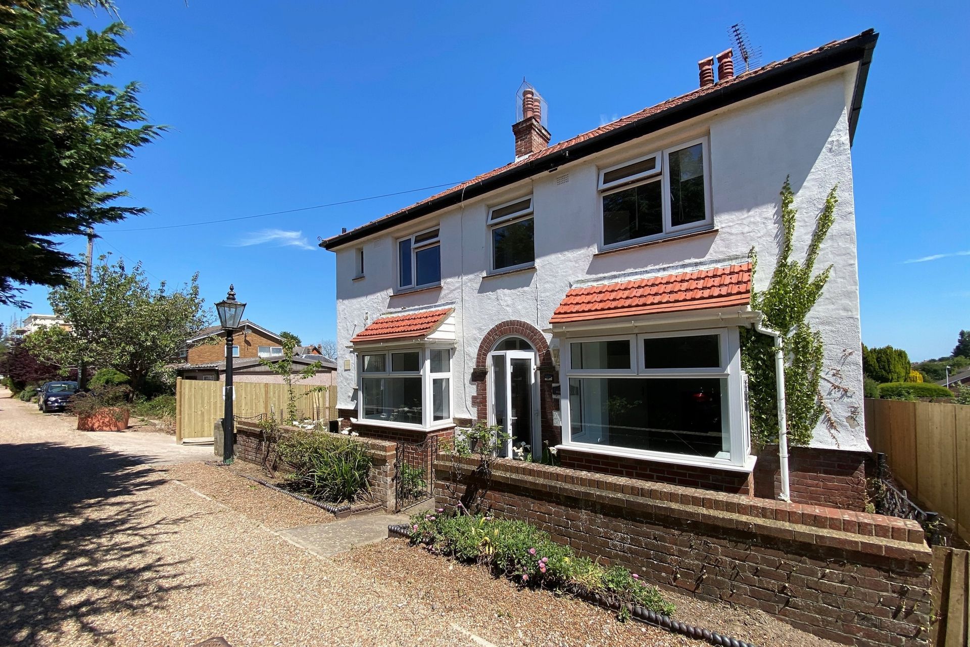 2 bed detached house for sale in Lawn Road, Walmer CT14 Zoopla