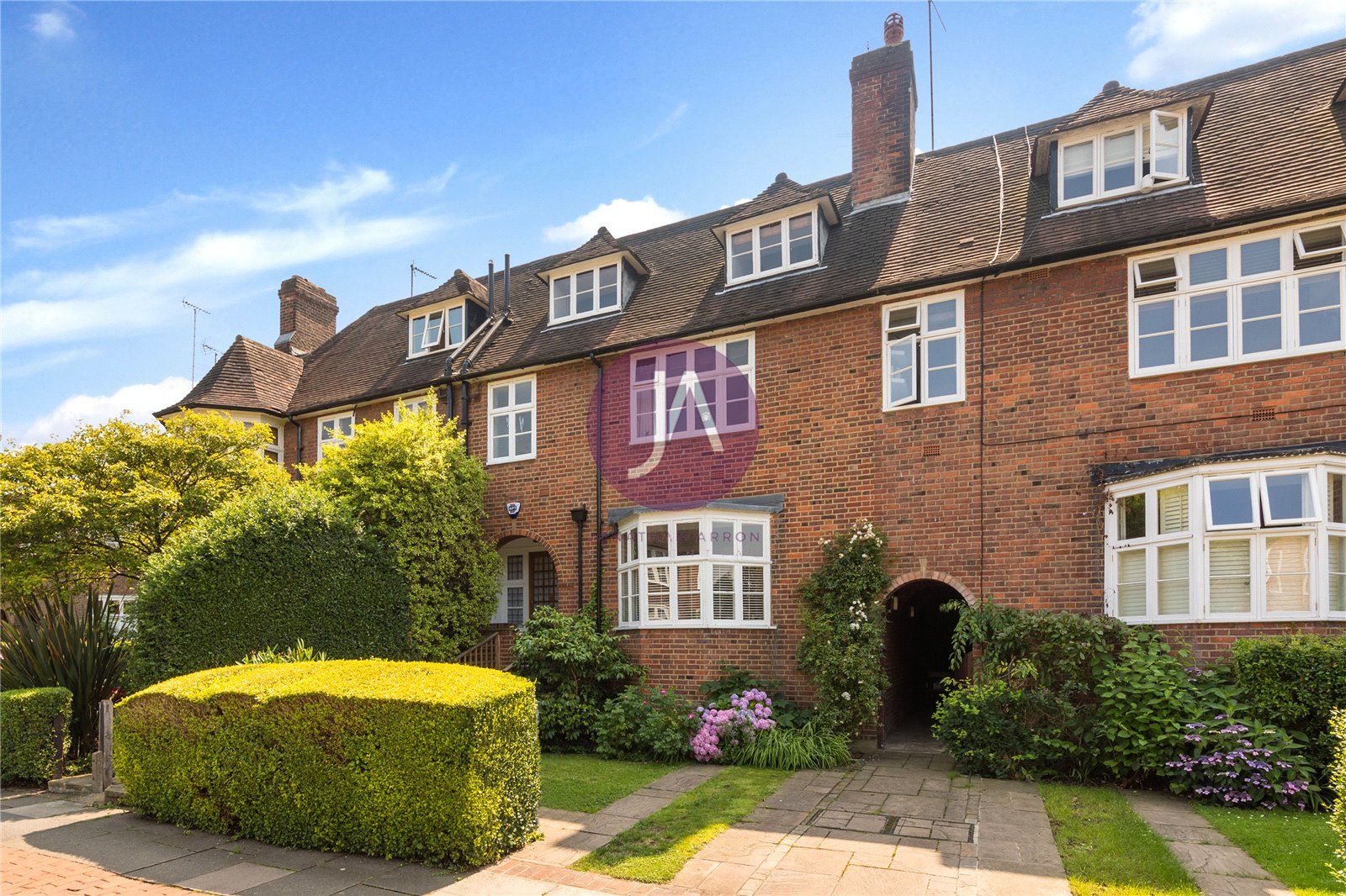 Rotherwick Road, Hampstead Garden Suburb, London NW11  