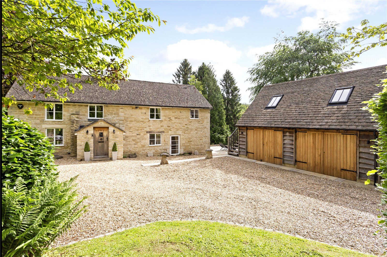 5 bed detached house for sale in Cranham, Gloucestershire GL4 Zoopla
