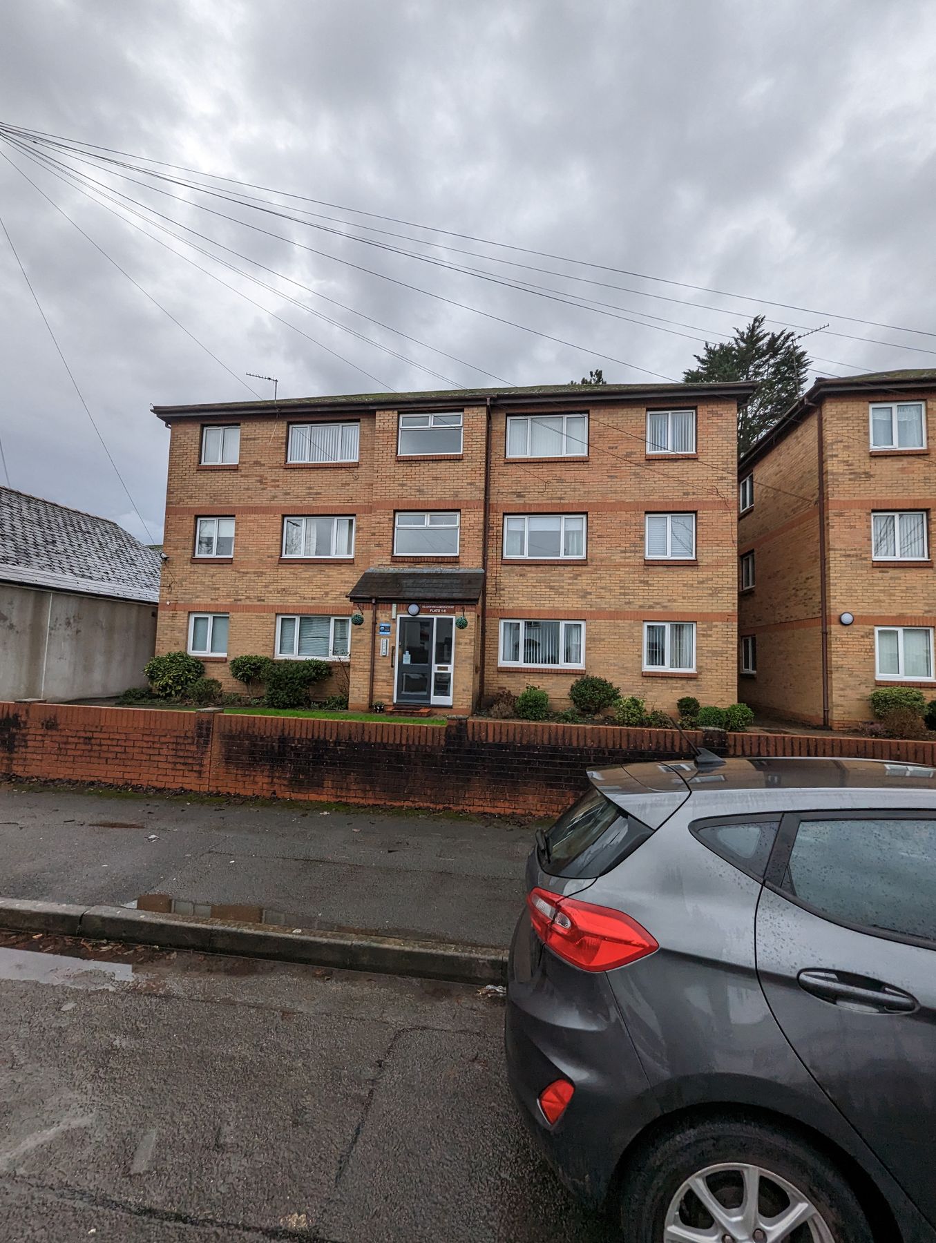 2 bed flat for sale in Gladstone Garden Court, Barry CF62 Zoopla