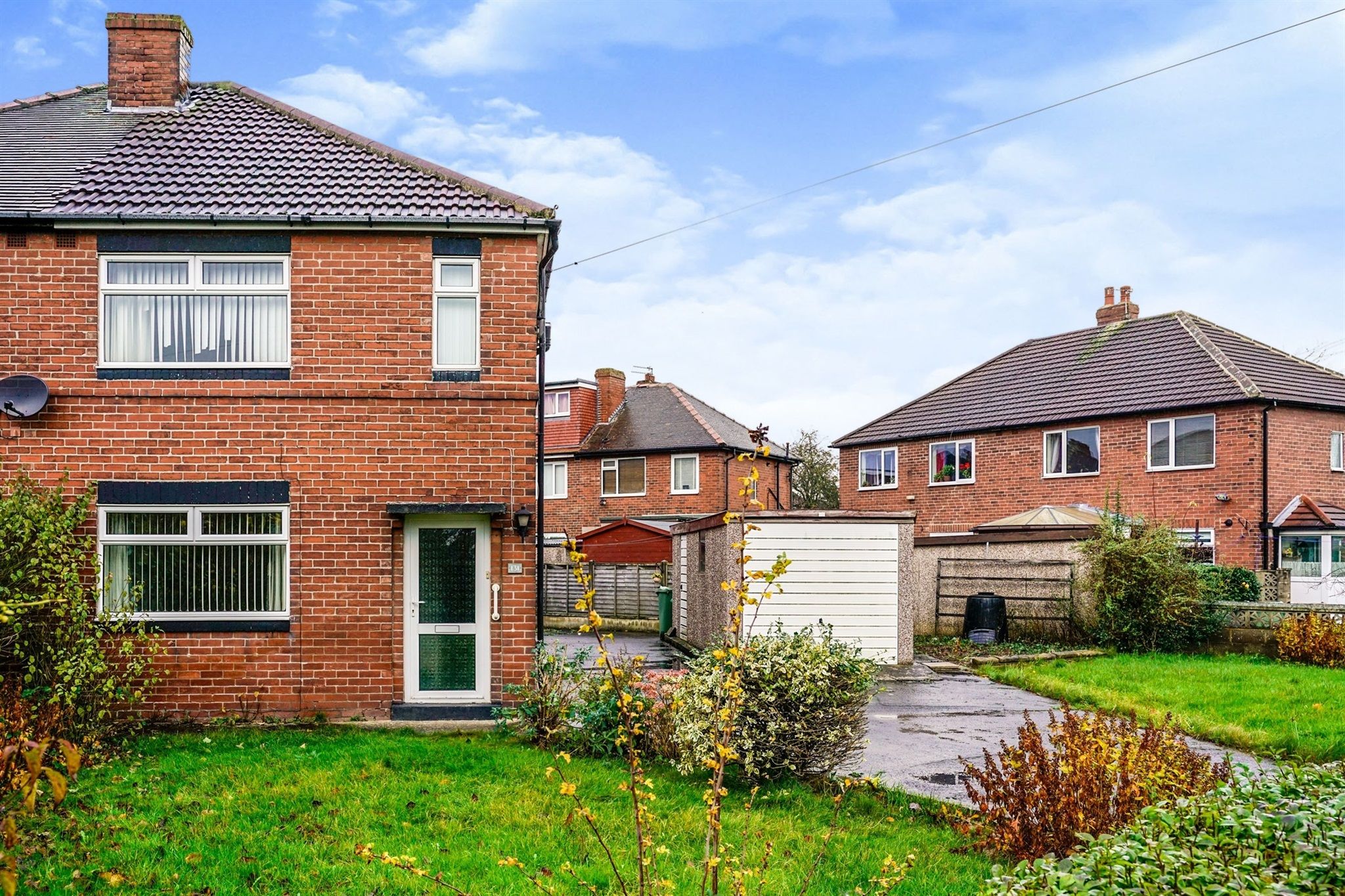 3 bed semidetached house for sale in Pendas Way, Crossgates, Leeds LS15 Zoopla