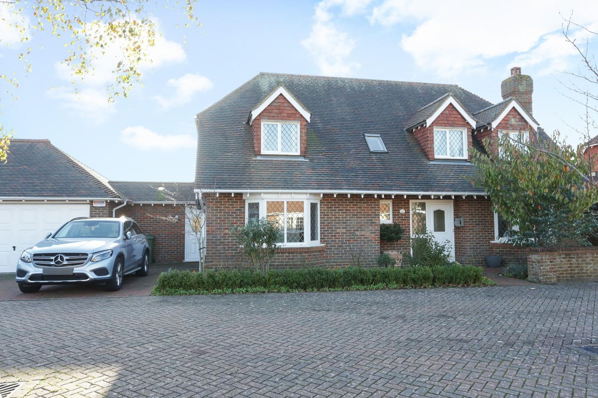 5 bed detached house for sale in Bittern Close, Hawkinge CT18 Zoopla