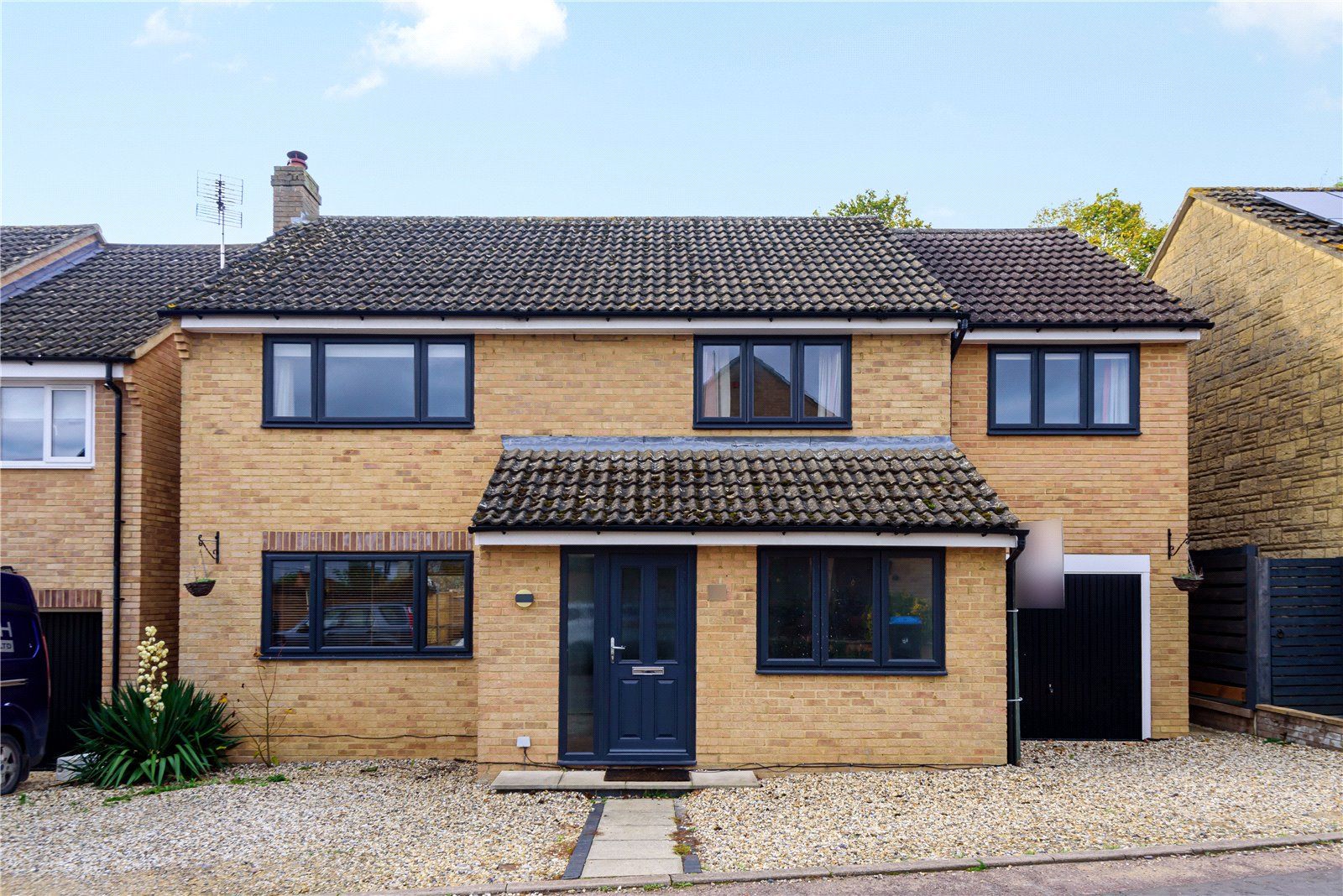 5 bed detached house for sale in Thorney Leys, Witney, Oxfordshire OX28