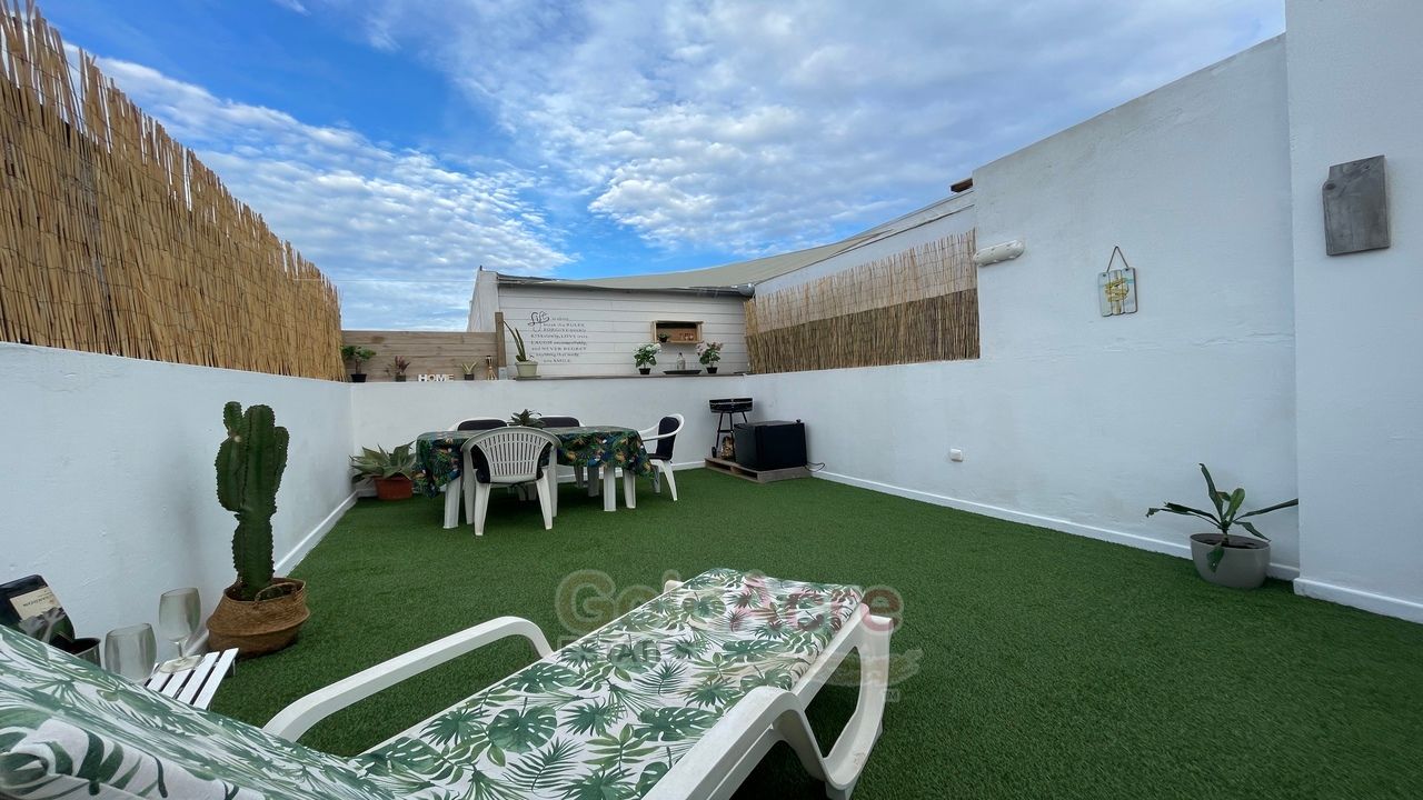 1 bed apartment for sale in Corralejo, Canary Islands, Spain Zoopla