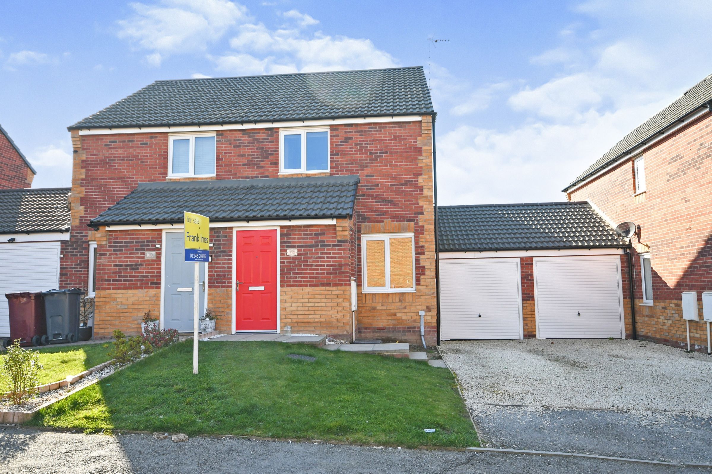 2 bed semidetached house for sale in Masefield Avenue, Holmewood