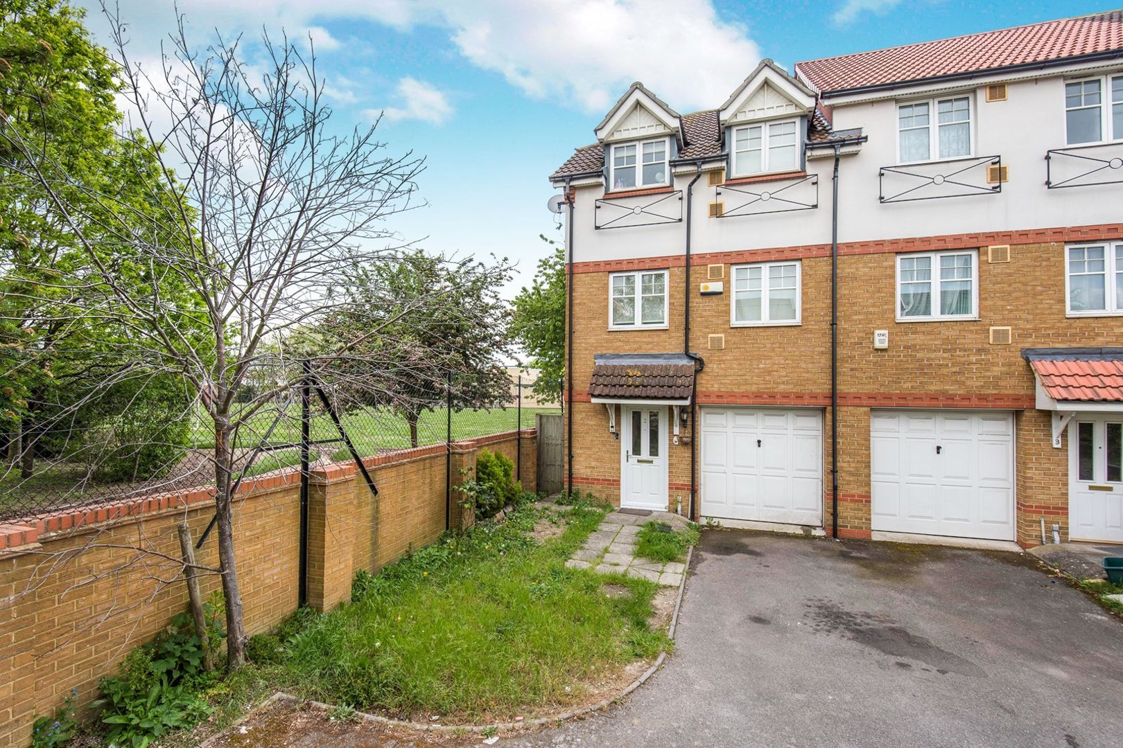 Marryat Close, Hounslow TW4  