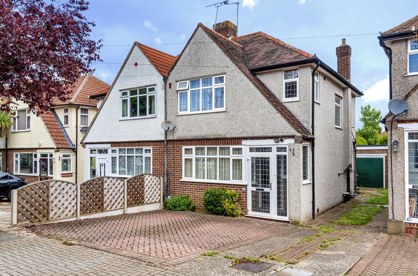 3 bed semidetached house for sale in Lodge Crescent, Orpington BR6