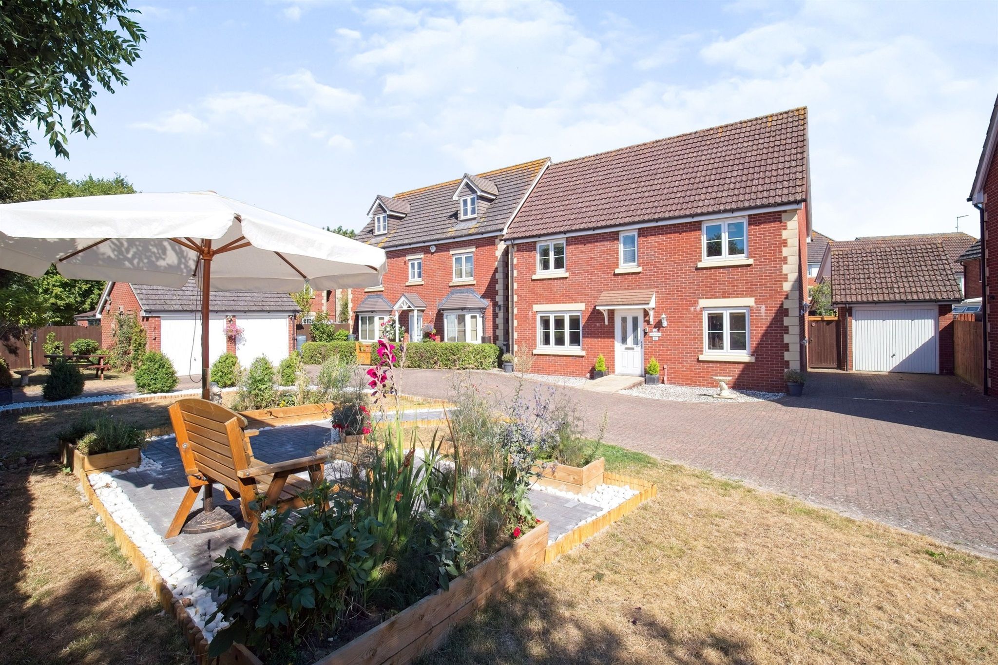 4 bed detached house for sale in White Horse Way, Devizes SN10 Zoopla