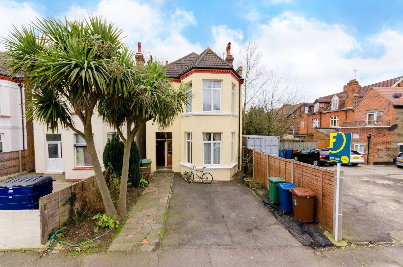 Kenton Avenue, Harrow, Harrow HA1  