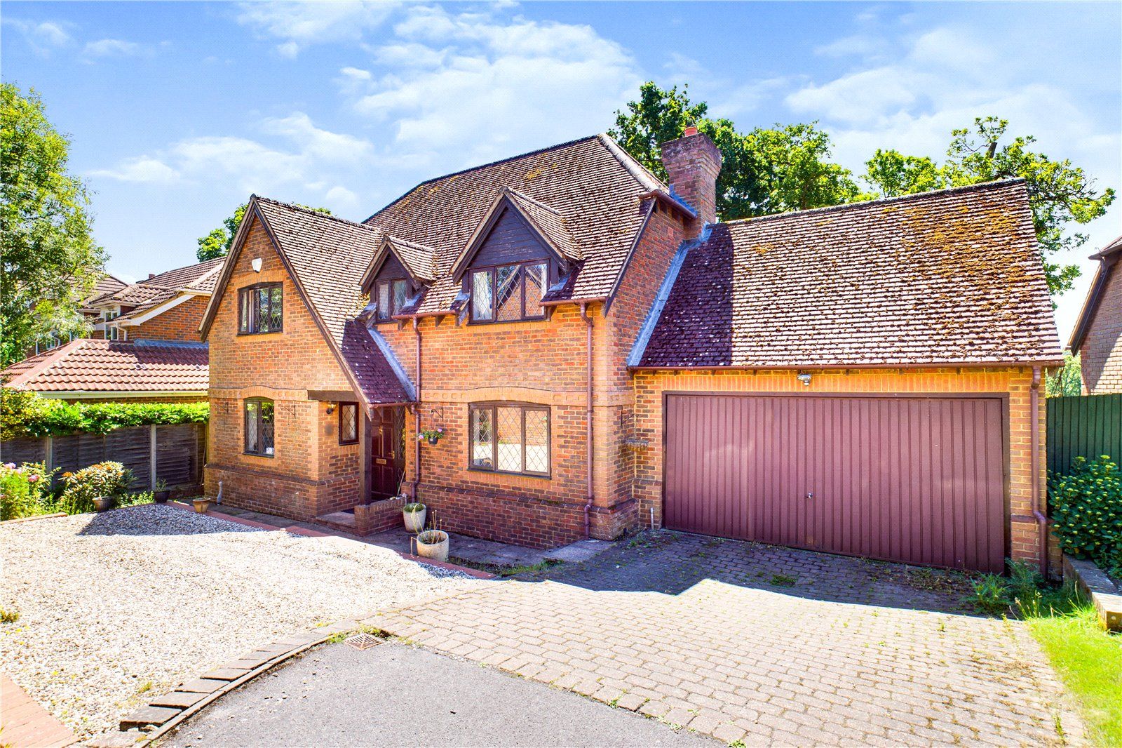 4 bed detached house for sale in Gardens, Pamber Heath, Tadley