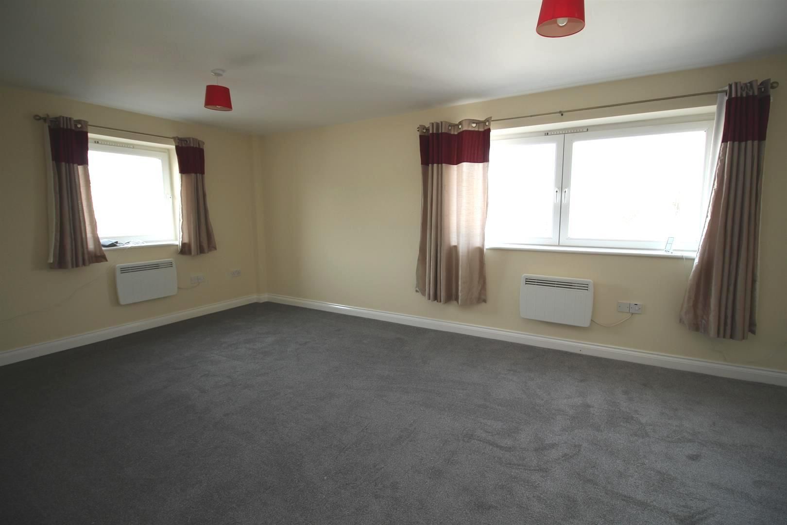 Apartment 5, 12 Tufton Street, Ashford TN23  