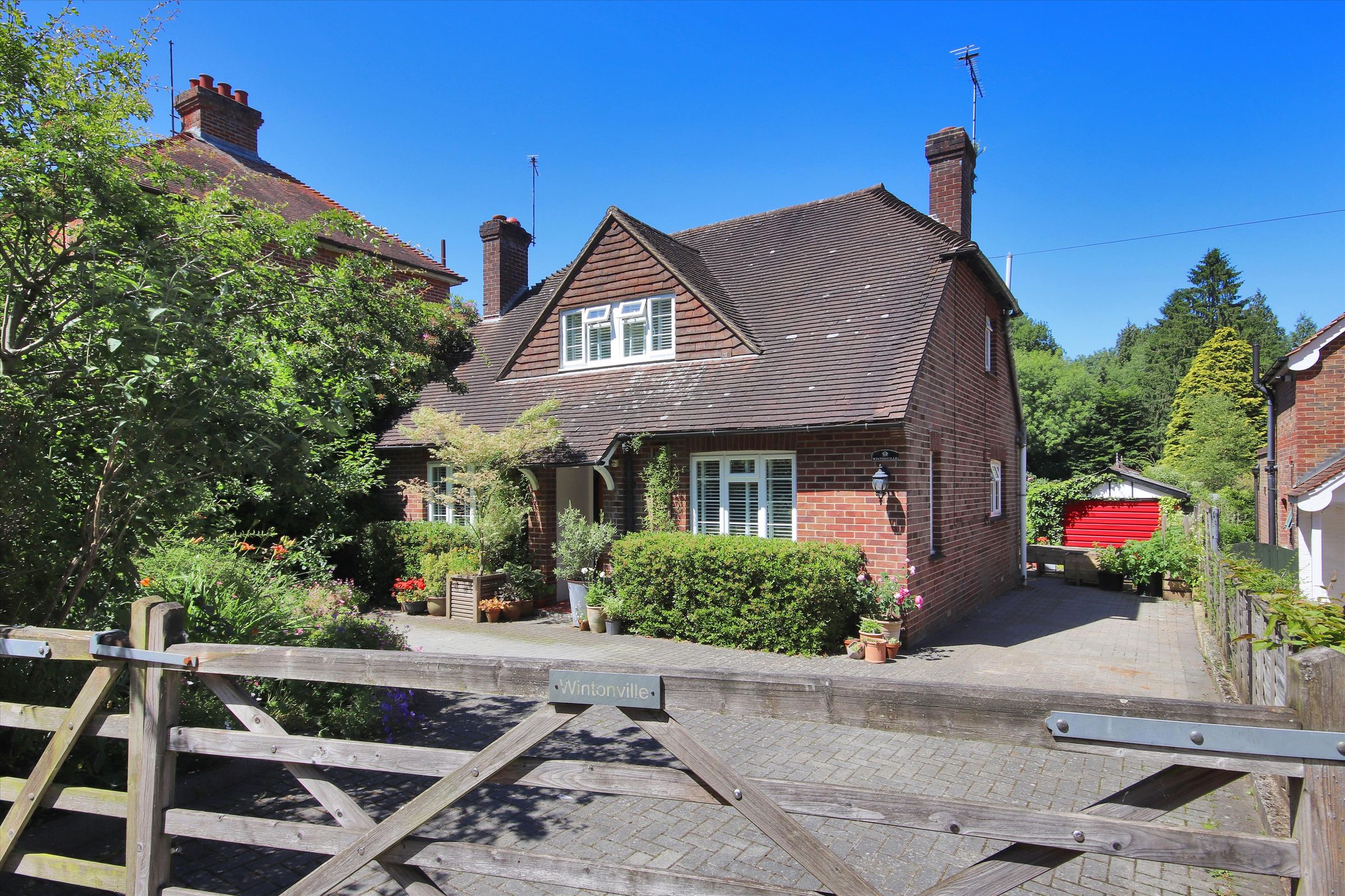 4 bed detached house for sale in Vines Cross Road, Horam, Heathfield