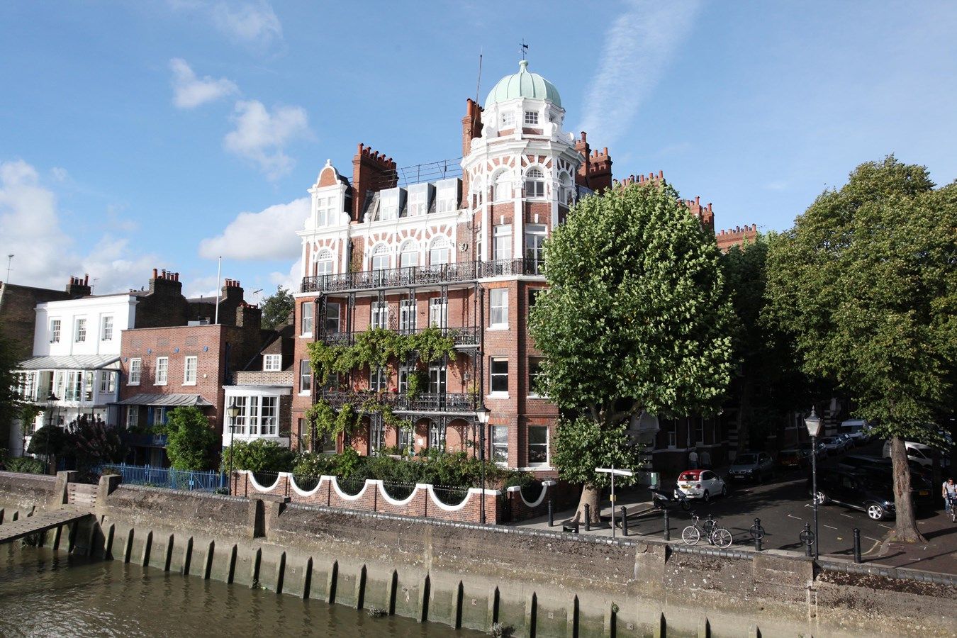 Digby Mansions Riverside Hammersmith London W6  
