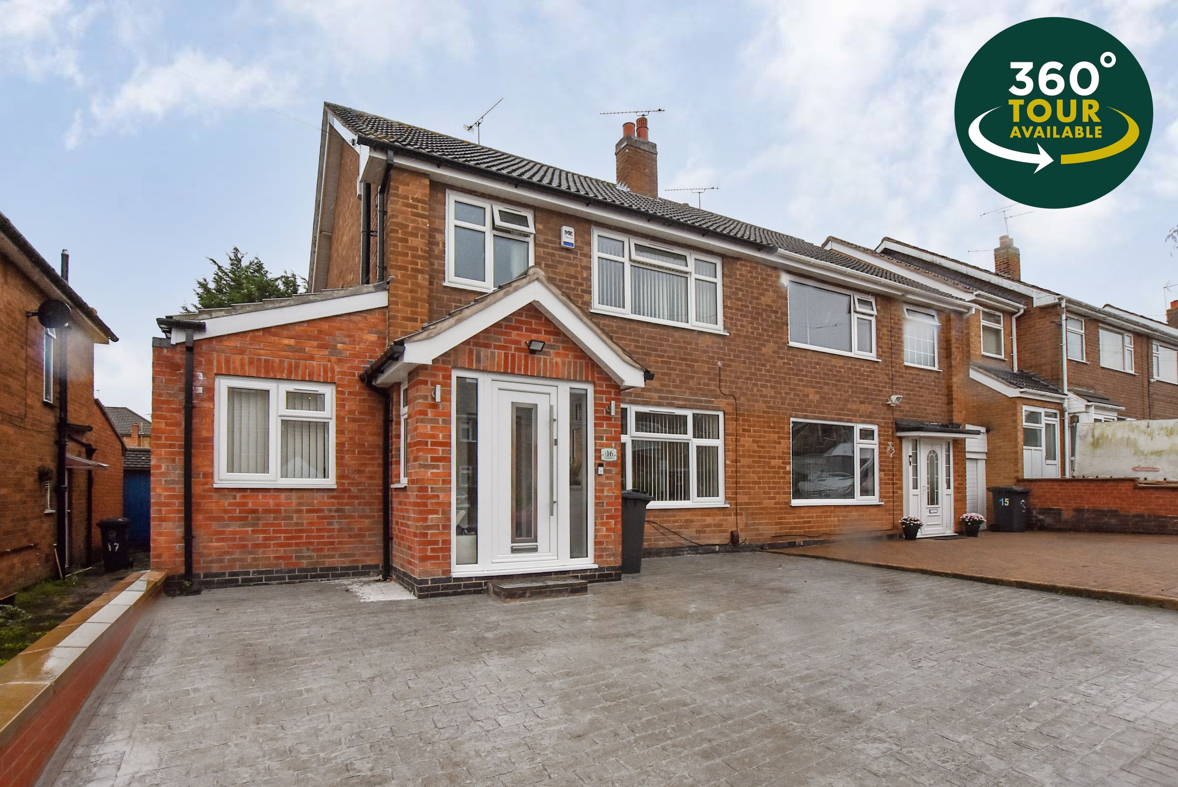 3 bed semidetached house for sale in Barmouth Avenue, West Knighton