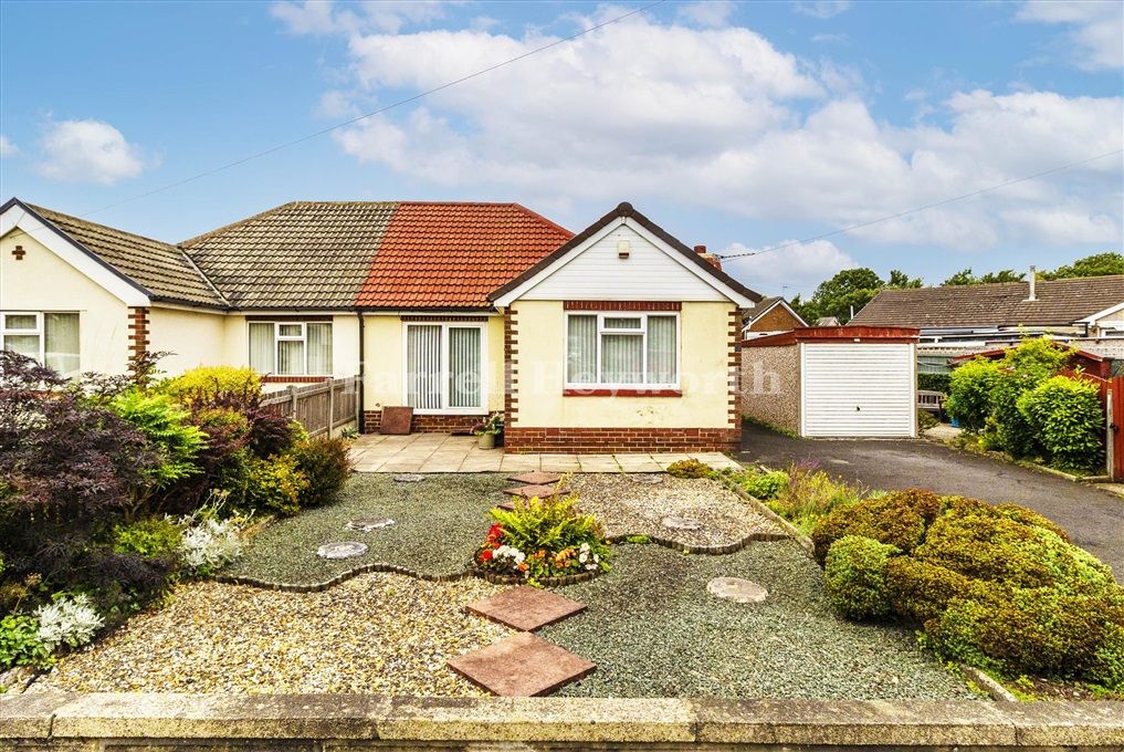 2 bed bungalow for sale in Oxcliffe Road, Morecambe LA3 Zoopla