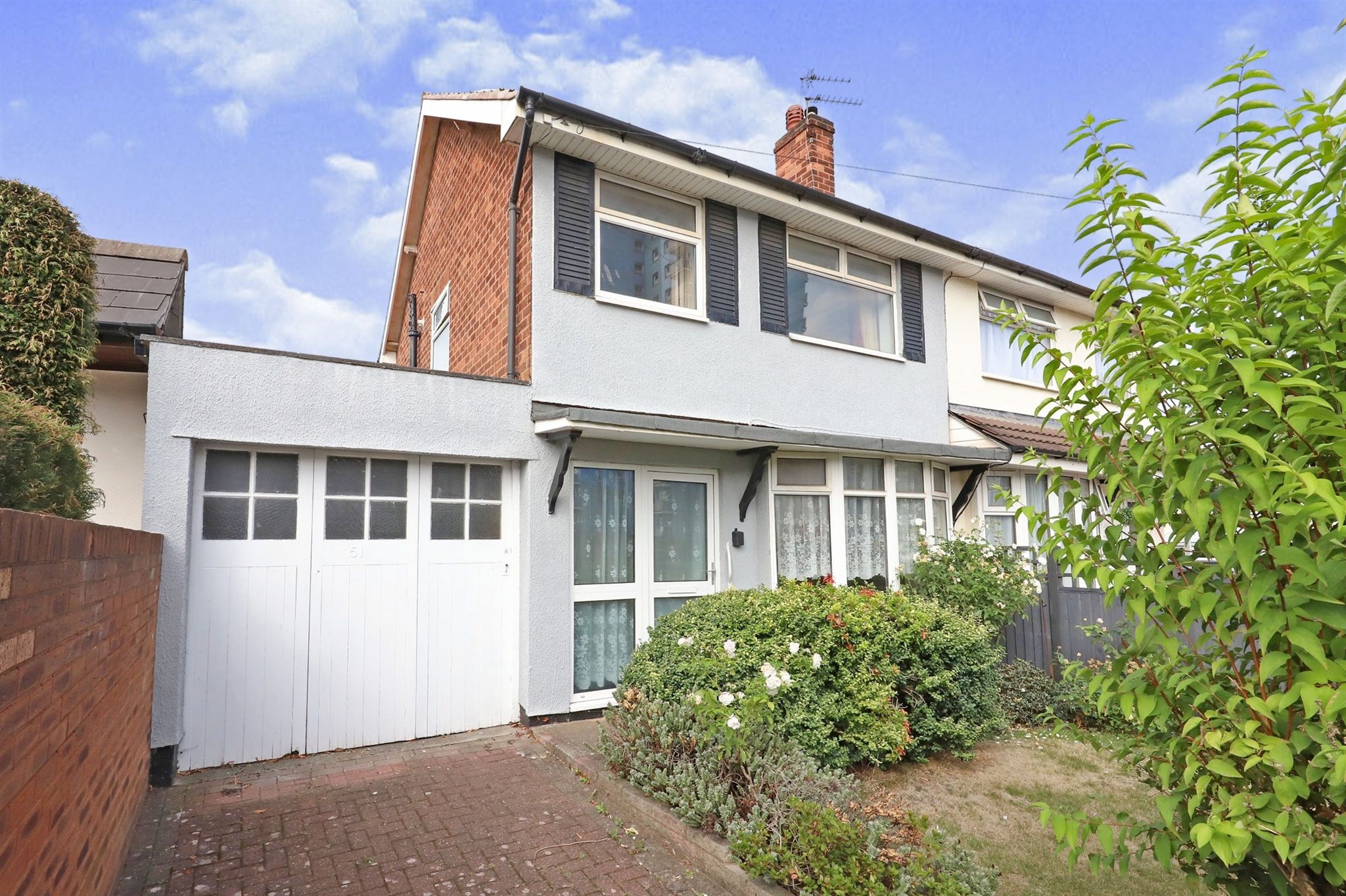 3 bed semidetached house for sale in Graiseley Lane, Wednesfield