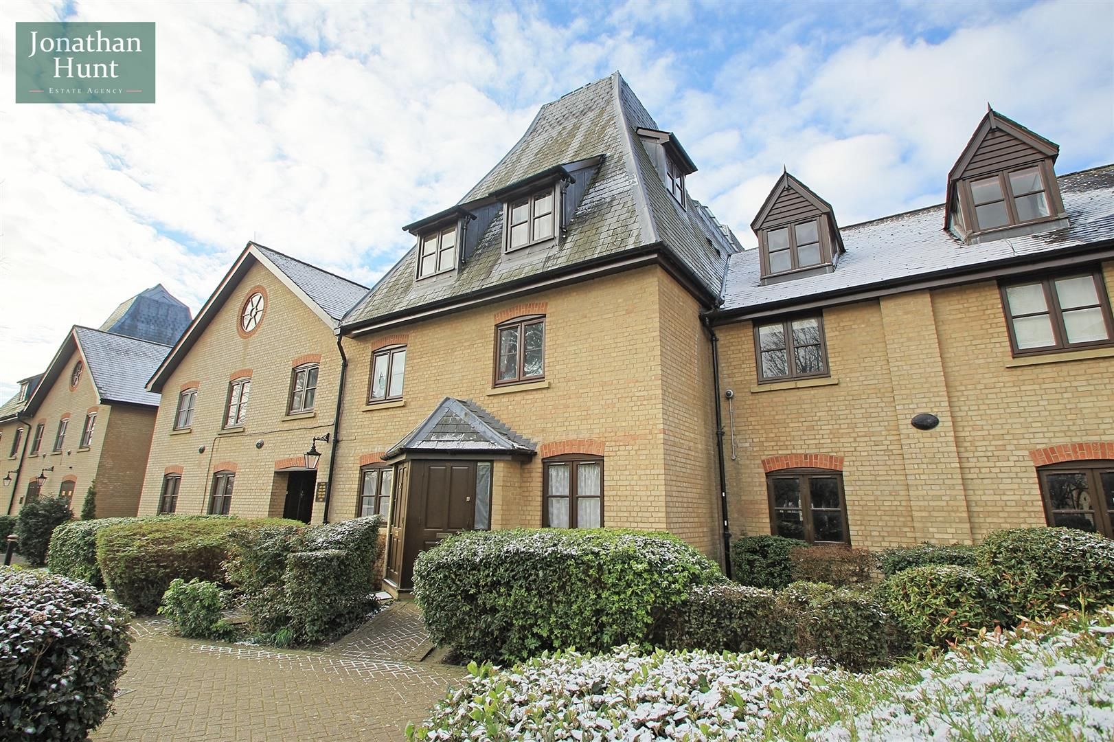 1 bed to rent in River Meads, Stanstead Abbotts, Ware SG12