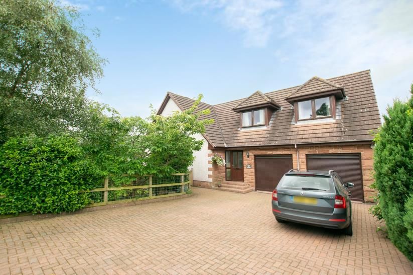 4 bed detached house for sale in The Willoughs, Belmont Avenue