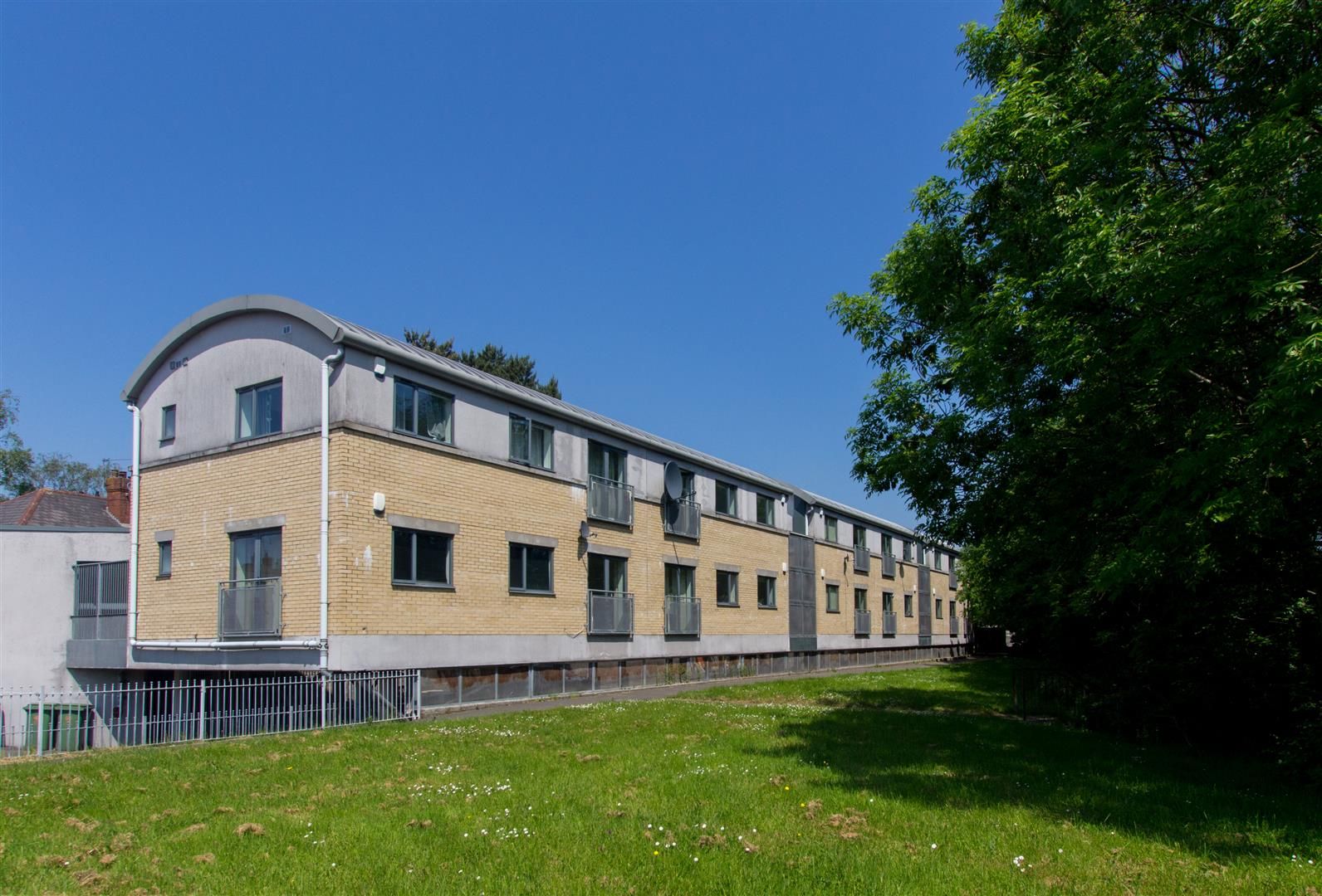 1 bed flat to rent in Radyr Place, Gabalfa, Cardiff CF14 Zoopla