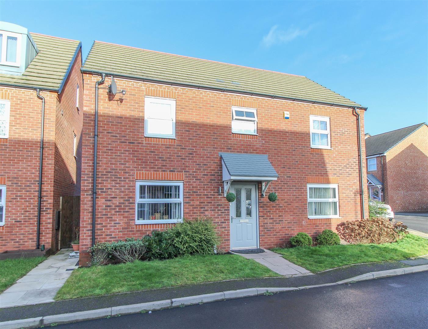 Lyons Drive, Coventry CV5  