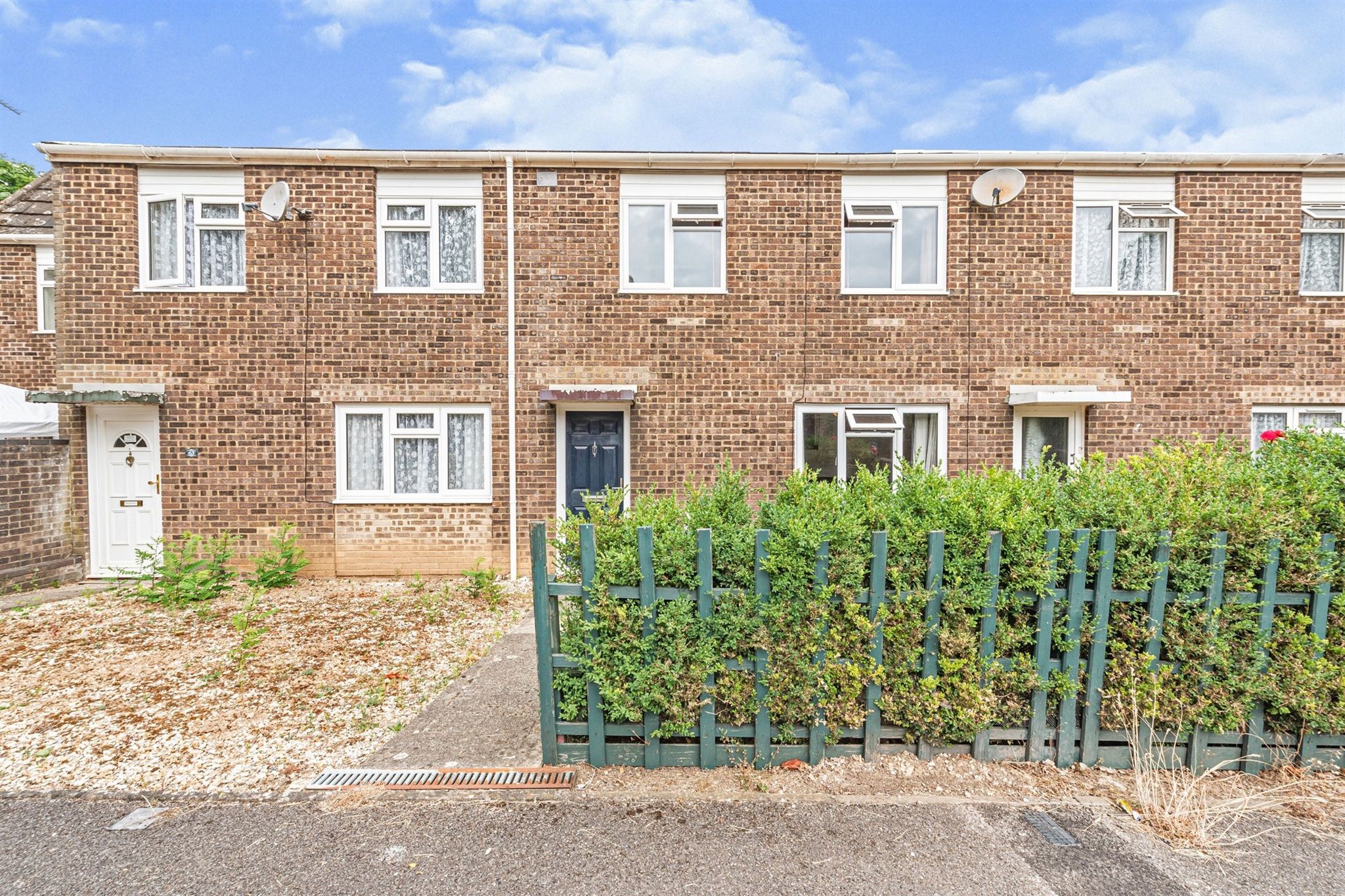 3 bed terraced house for sale in Quilter Road, Basingstoke RG22 Zoopla