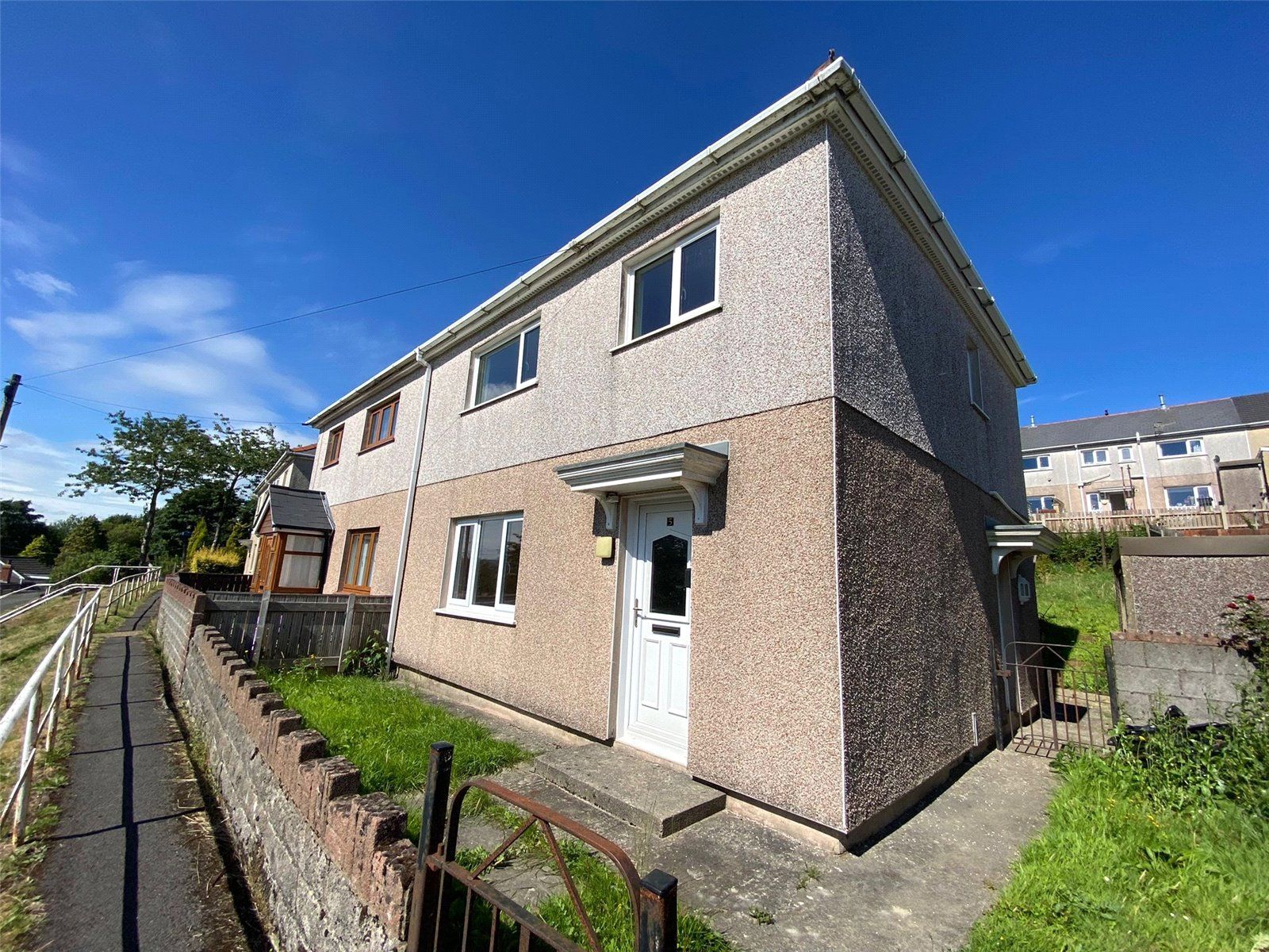 3 bed semidetached house for sale in Carlin Road, Nantyglo, Gwent NP23