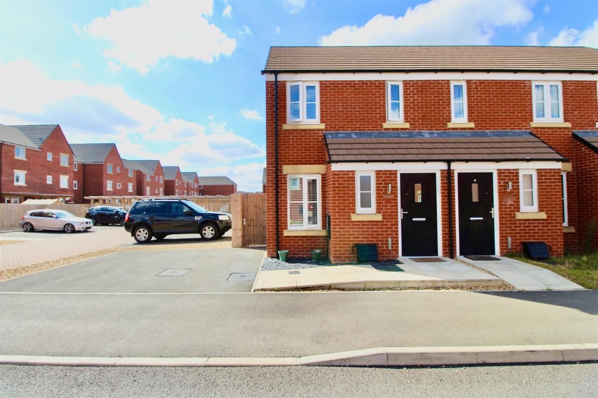 2 bed end terrace house for sale in Adlington Close, Hampton Gardens, Peterborough PE7 Zoopla