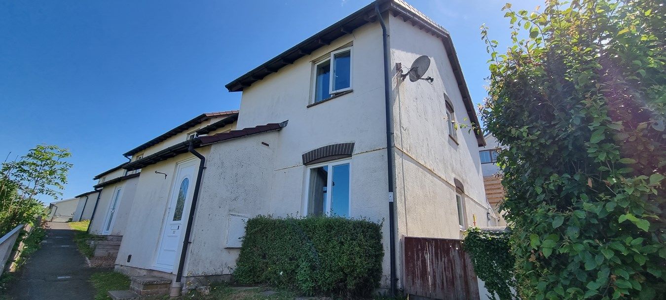 3 bed end terrace house to rent in Saffron Park, Kingsbridge, South