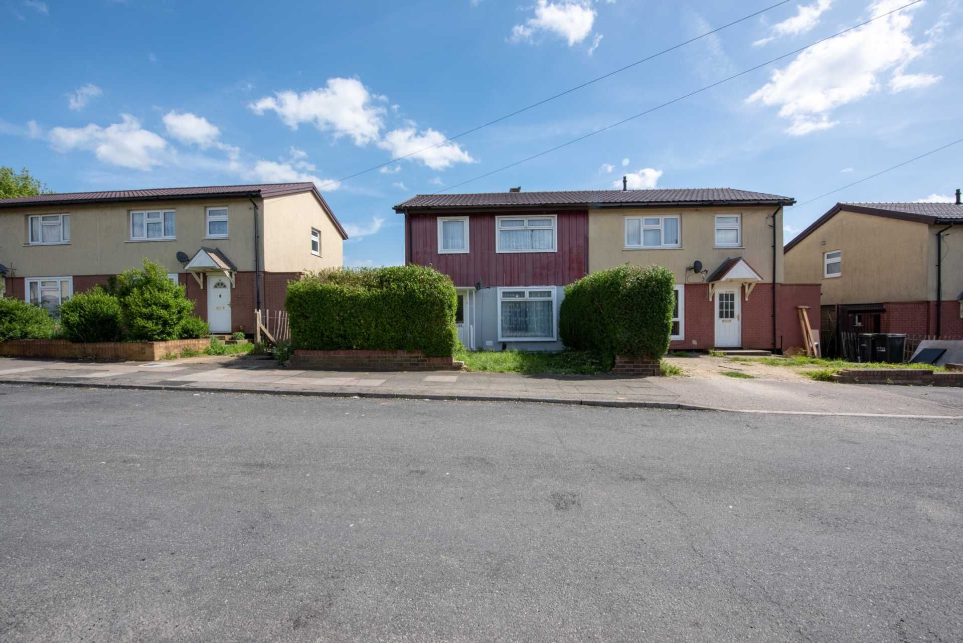 3 bed semidetached house for sale in Williton Road, Luton LU2 Zoopla