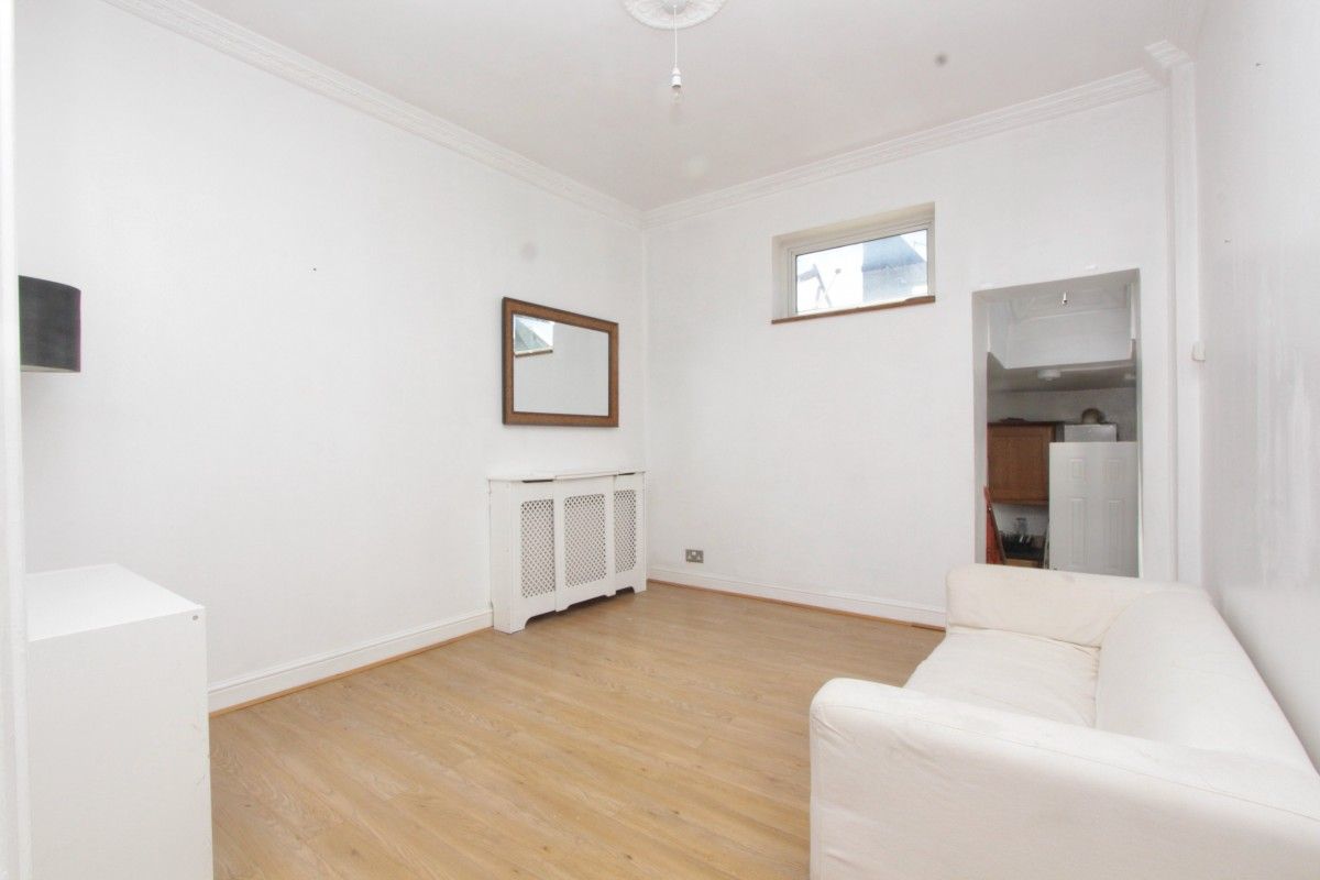 2 bed flat to rent in Stoke Newington Church Street, London N16 Zoopla