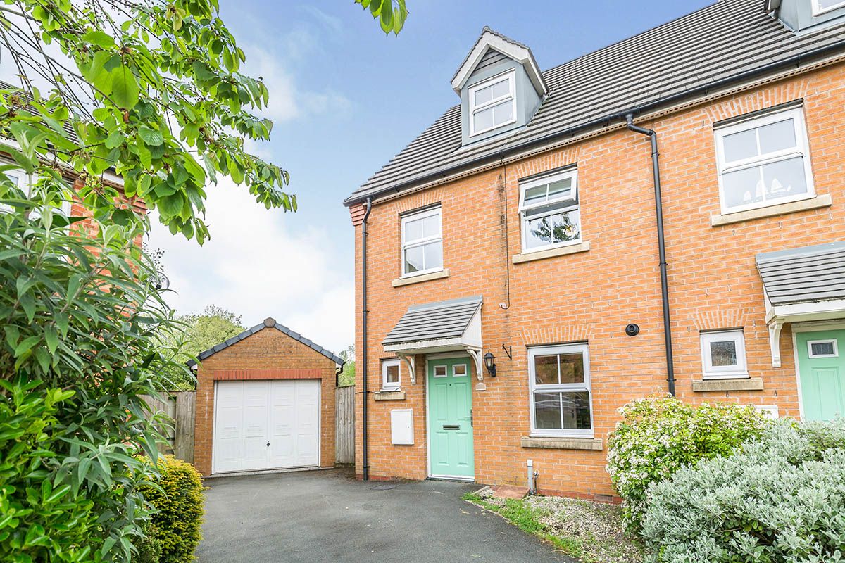 3 bed end terrace house for sale in The Orchards, Leyland PR26 Zoopla