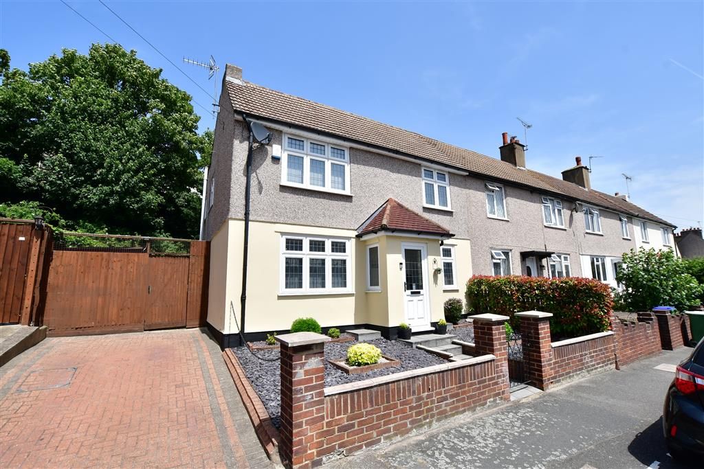 4 bed end terrace house for sale in Green Walk, Crayford, Kent DA1 Zoopla
