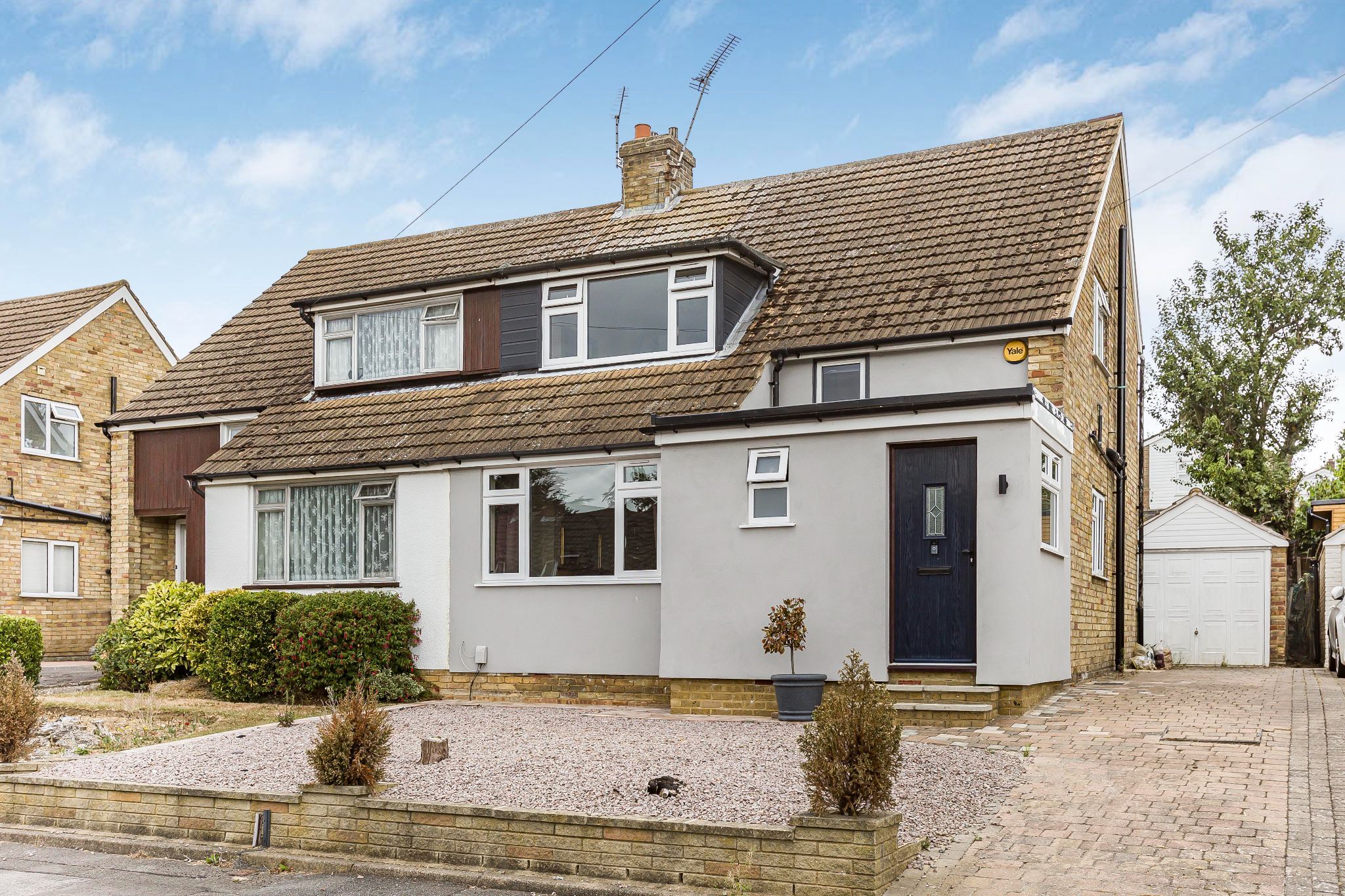 3 bed semidetached house for sale in Trewenna Drive, Potters Bar EN6