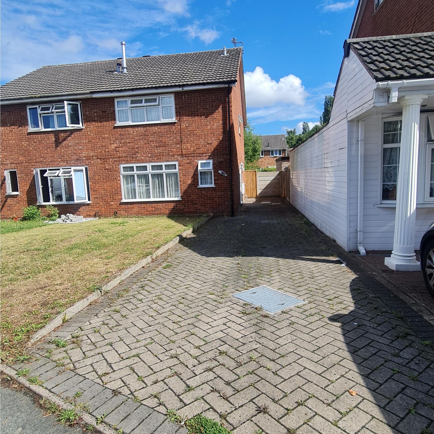 3 bed property to rent in Farndale Avenue, Wolverhampton WV6 Zoopla