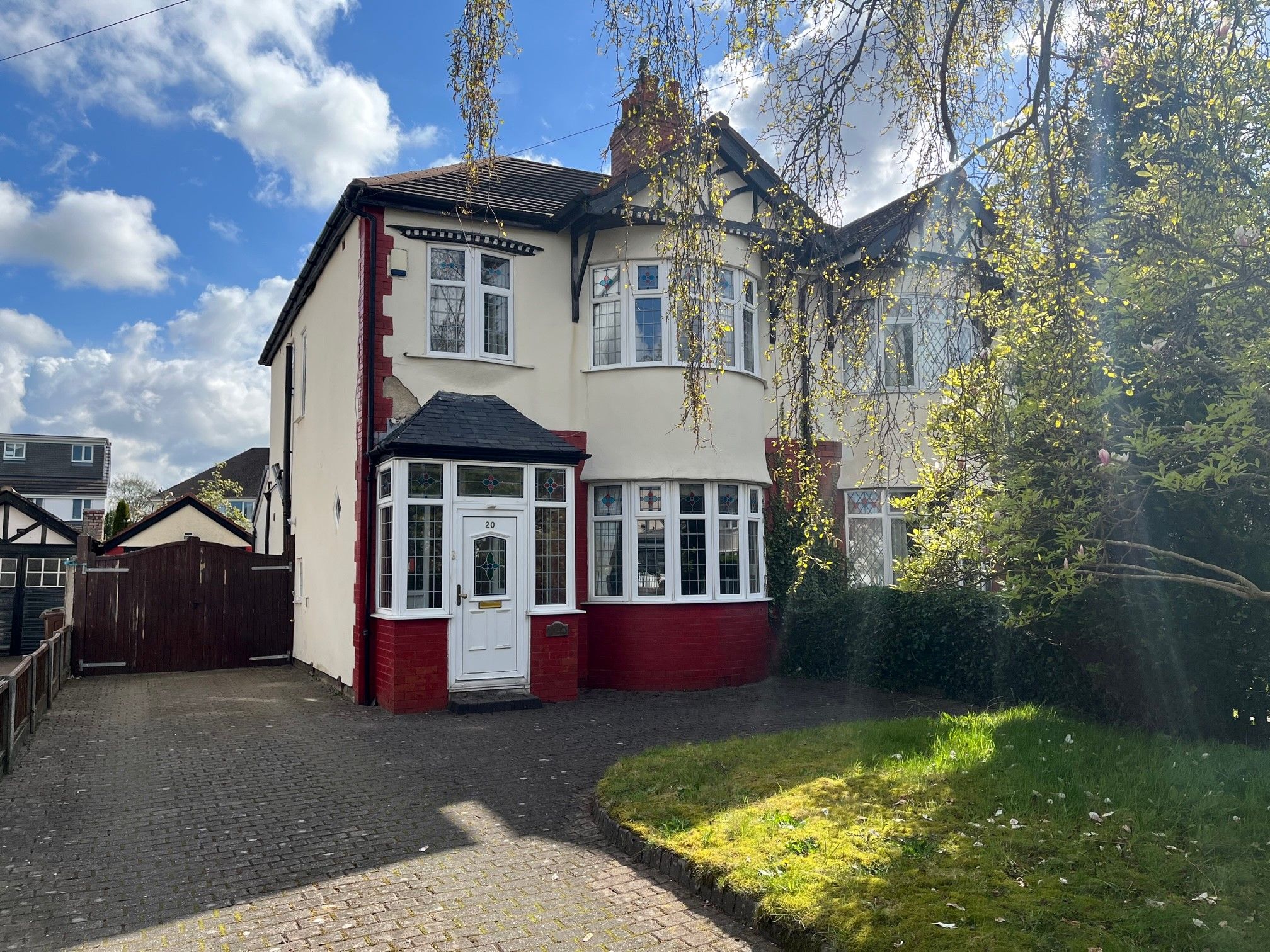 3 bed semidetached house for sale in Liverpool Road South, Maghull