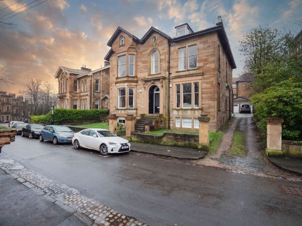 2 bed flat to rent in Dundonald Road, Flat 2, Dowanhill, Glasgow G12