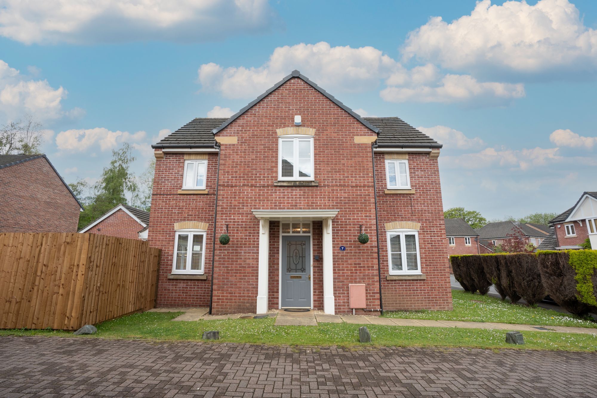 4 bed detached house for sale in Tulip Walk, Rogerstone NP10 Zoopla
