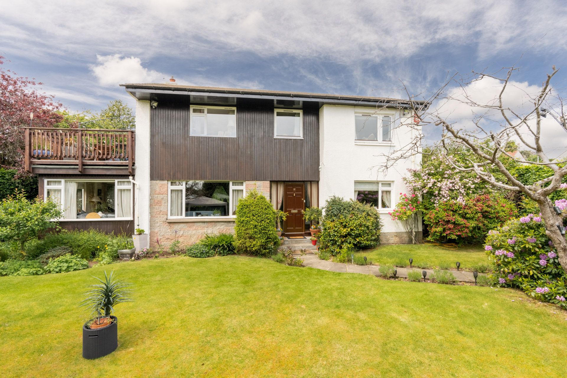 5 bed detached house for sale in 12 Ravelston House Park, Ravelston