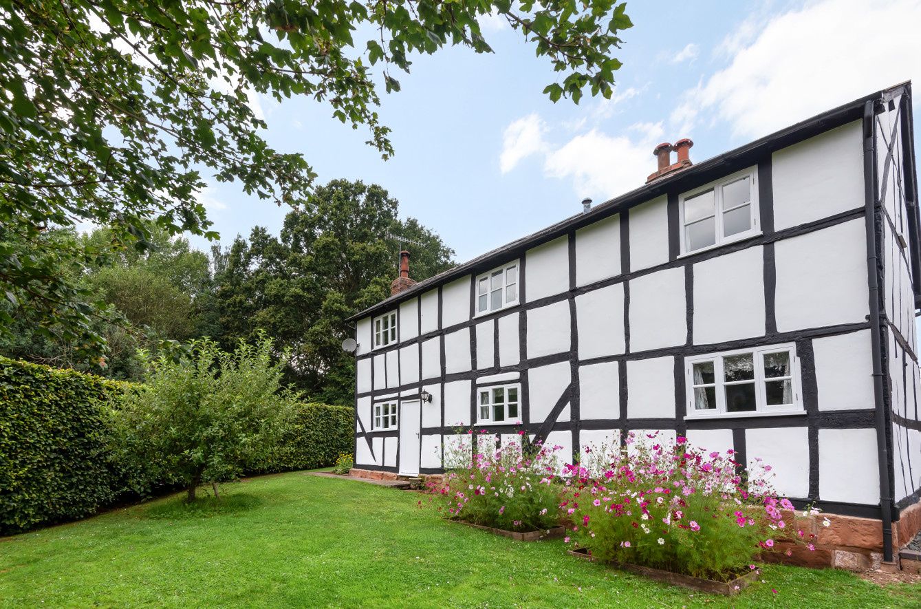 3 bed detached house for sale in Shrawley, Worcester WR6 Zoopla