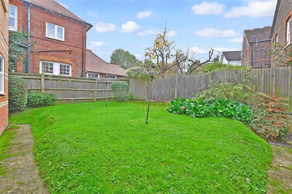 Studio for sale in The Drive, Tonbridge, Kent TN9 Zoopla