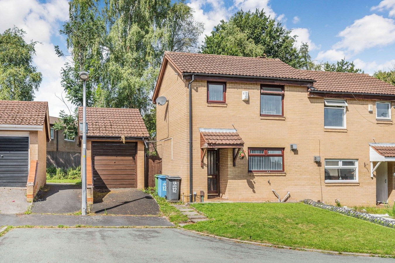 2 bed semidetached house for sale in Dalwood Close, Murdishaw, Runcorn