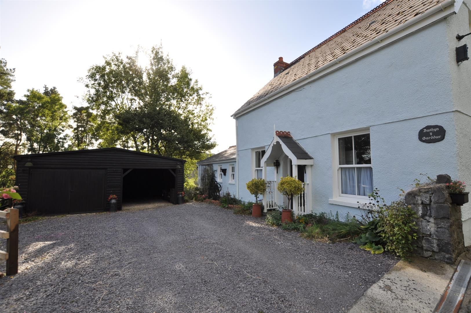 3 bed property for sale in Peniel Road, Carmarthen SA32 Zoopla