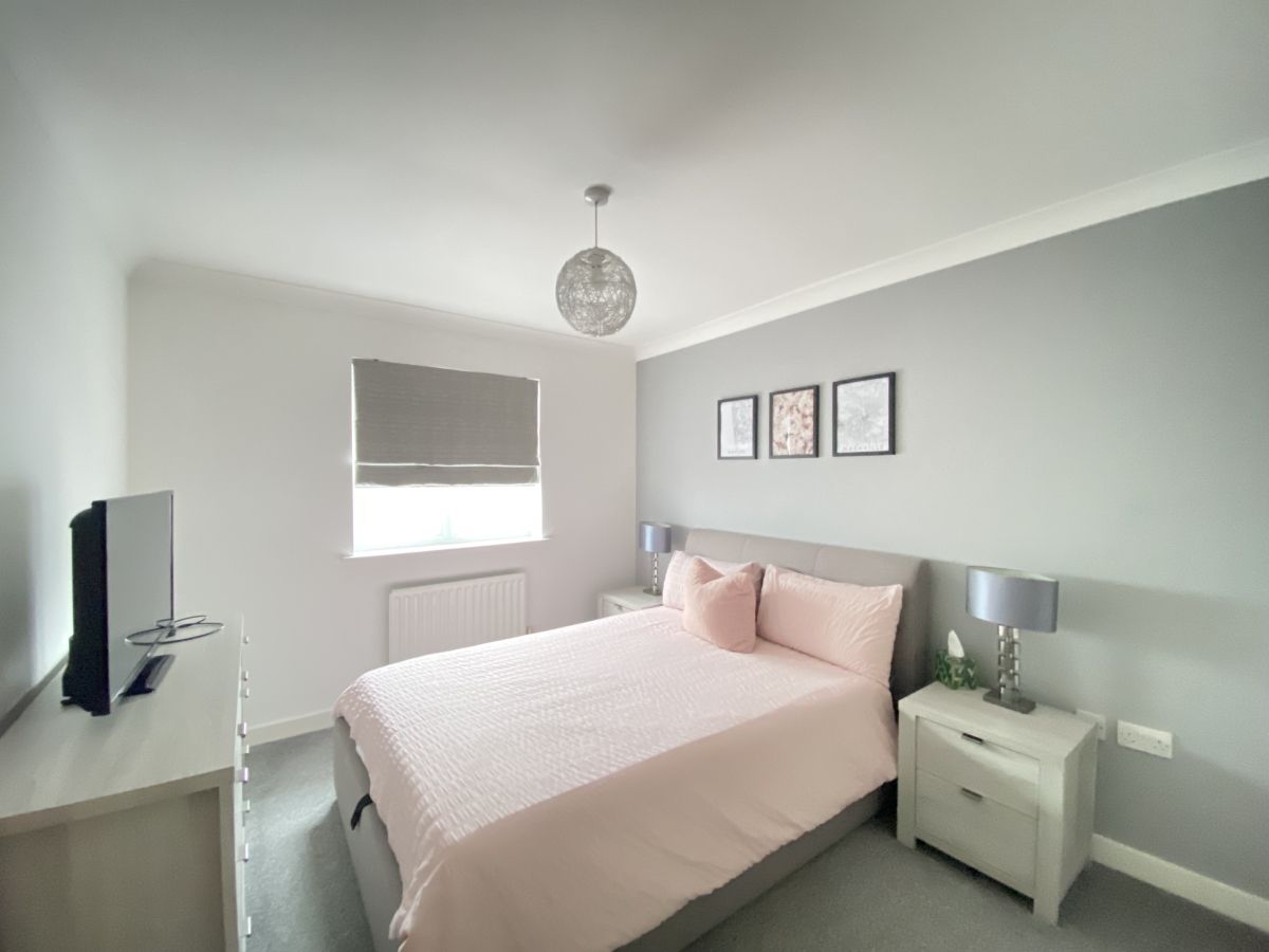 2 bed flat to rent in The Lakes, Larkfield, Aylesford ME20 Zoopla