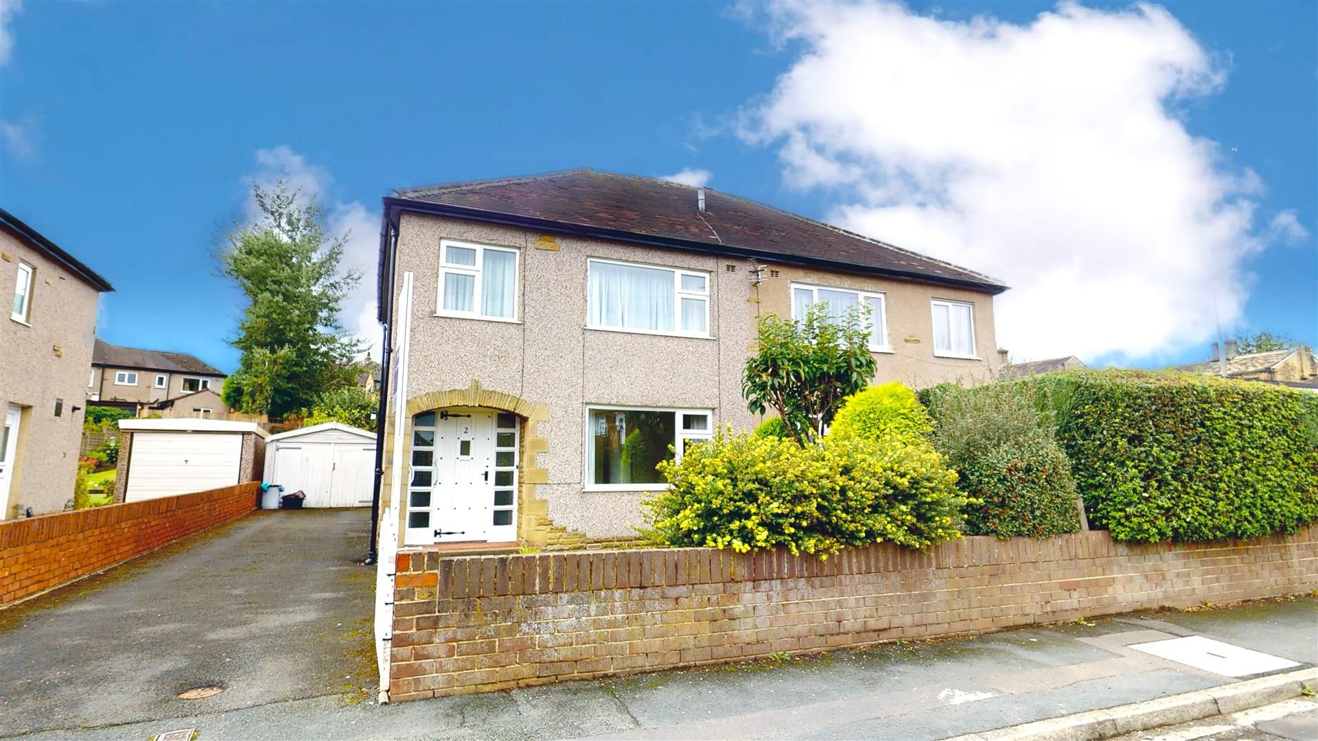 3 bed semidetached house for sale in St. Matthews Drive, Northowram