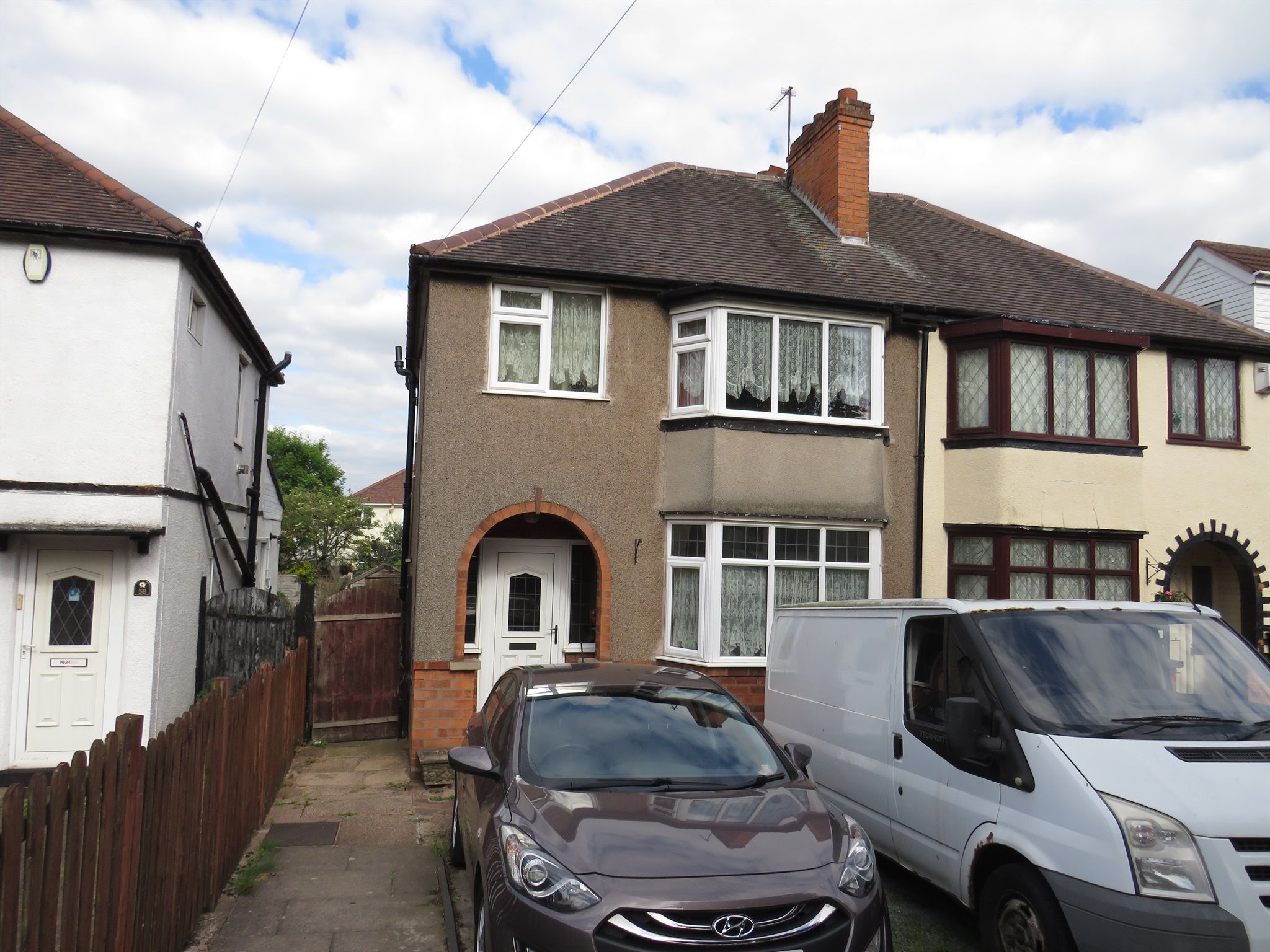3 bed semidetached house for sale in Woden Road East, Wednesbury WS10