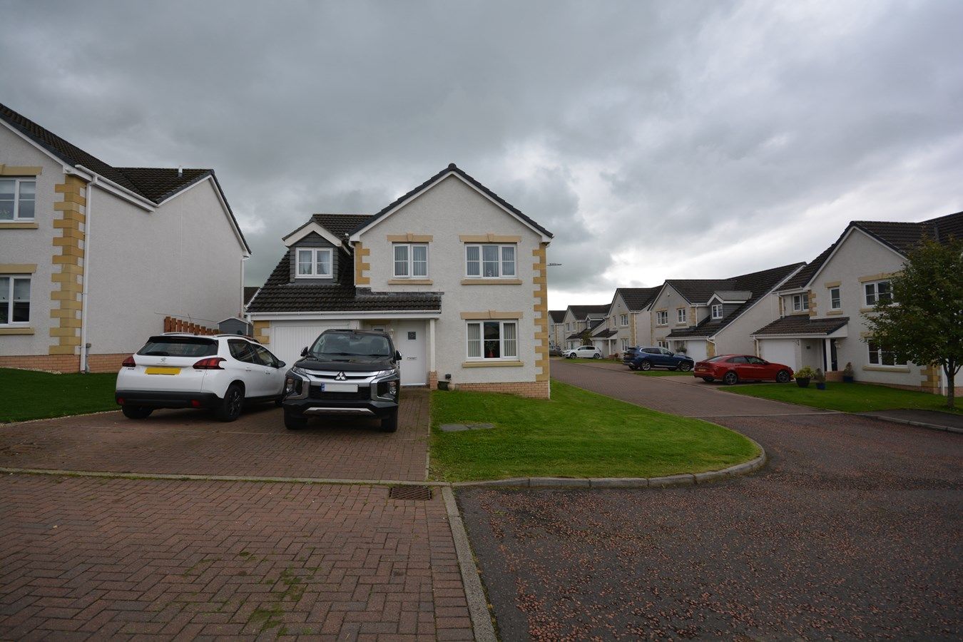 4 bed property for sale in Stirling Crescent, Galston KA4 Zoopla